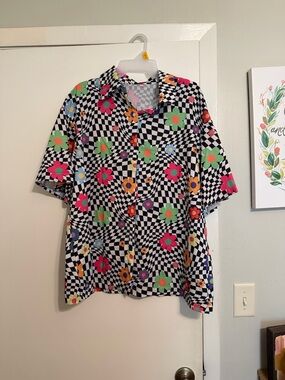 Checkerboard Floral Short Sleeve Button-Up Shirt - Black & Multicolor